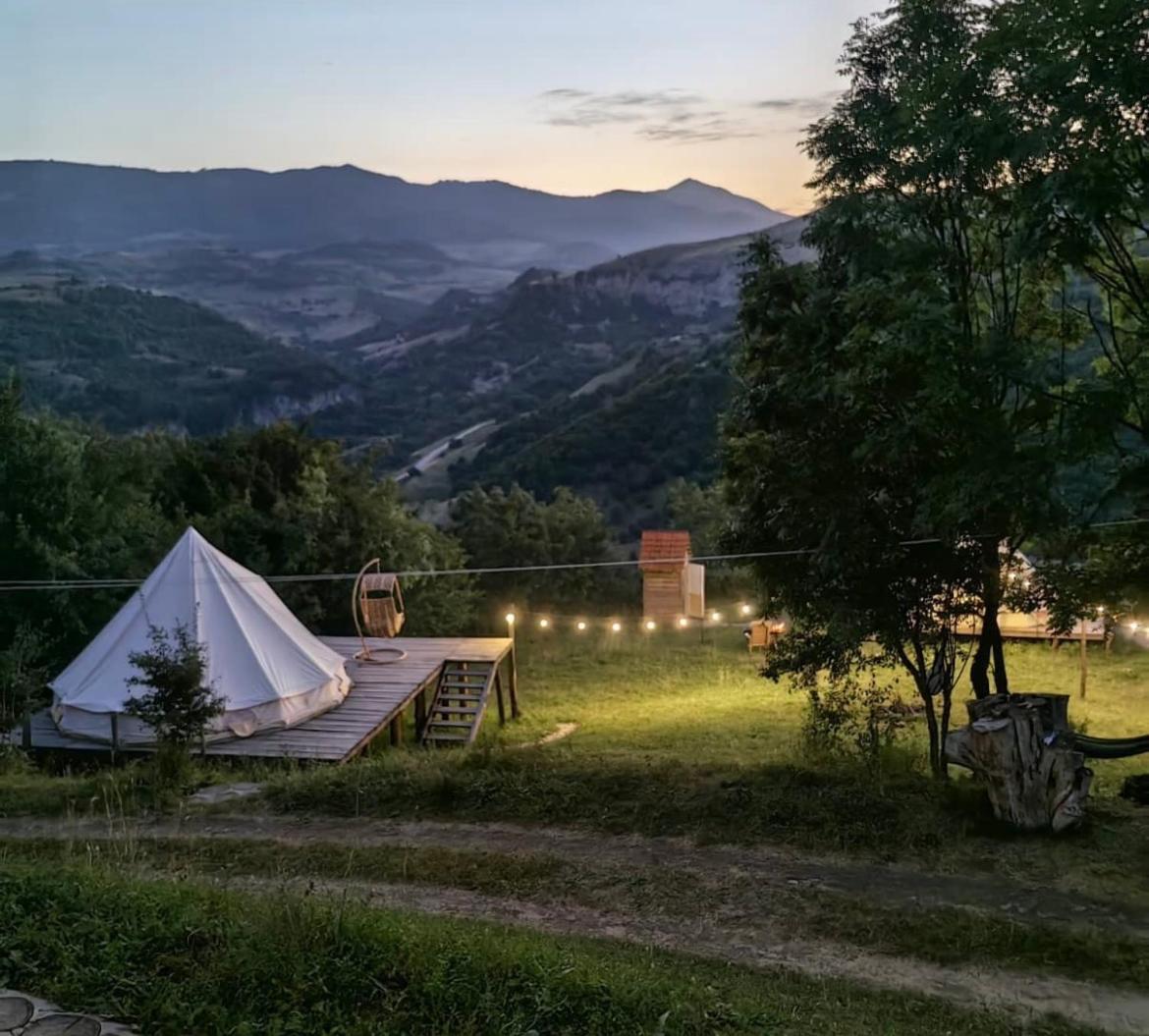 Alereks Mountain Camping Dsegh Luaran gambar